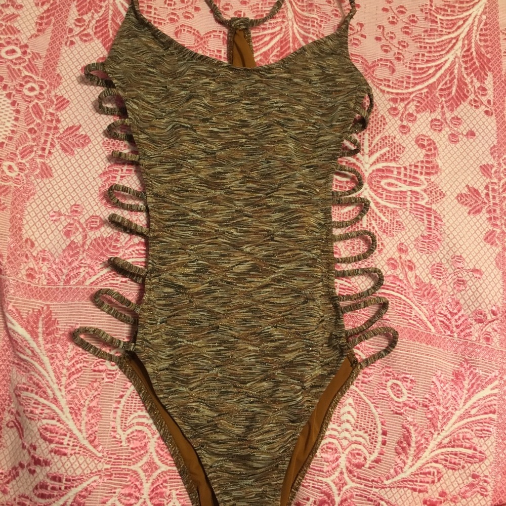 Ale Alessandra sexy one piece